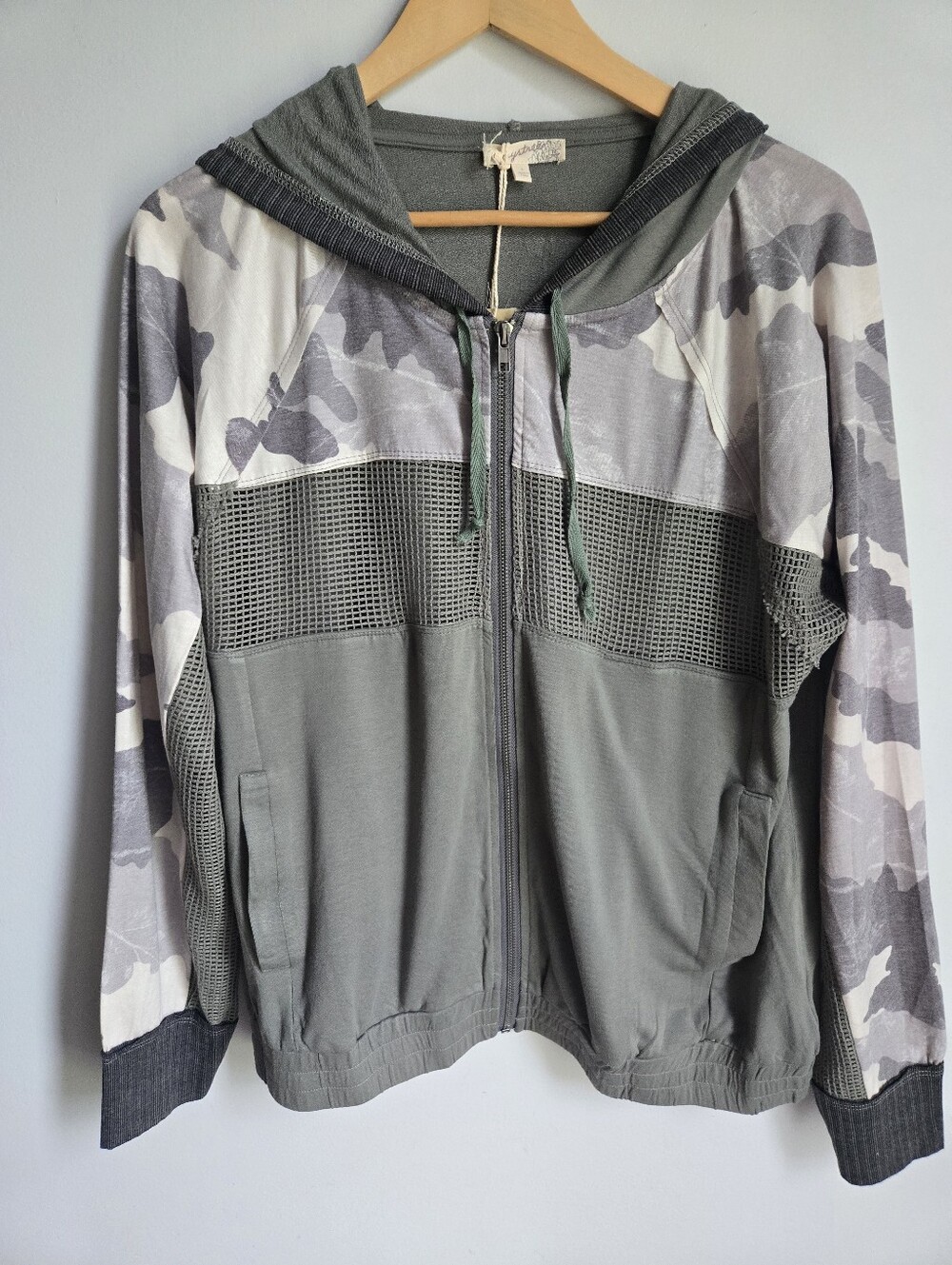 New MYSTREE Olive Green Hooded Zip-Up Lightweight Jacket with Camouflage Sleeves